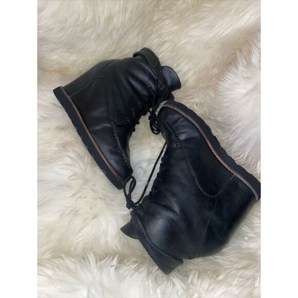 Matika Black Leather Wedge‎ Boots Women's Shoe Size 7 - Picture 2 of 6